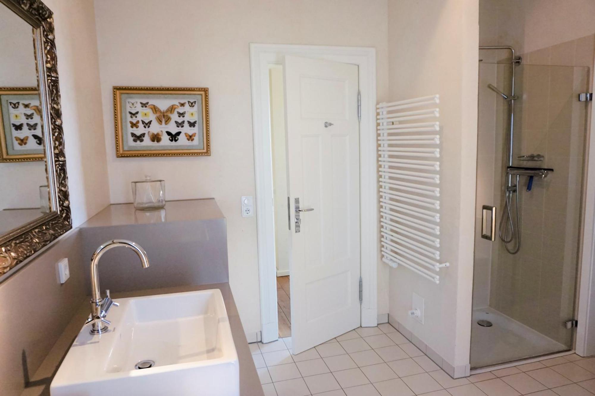 Peeneblick - Traumhaus In Exklusiver Direktlage Am Wasser Mit Eigenem Bootssteg Fuer 8 Personen Rankwitz エクステリア 写真