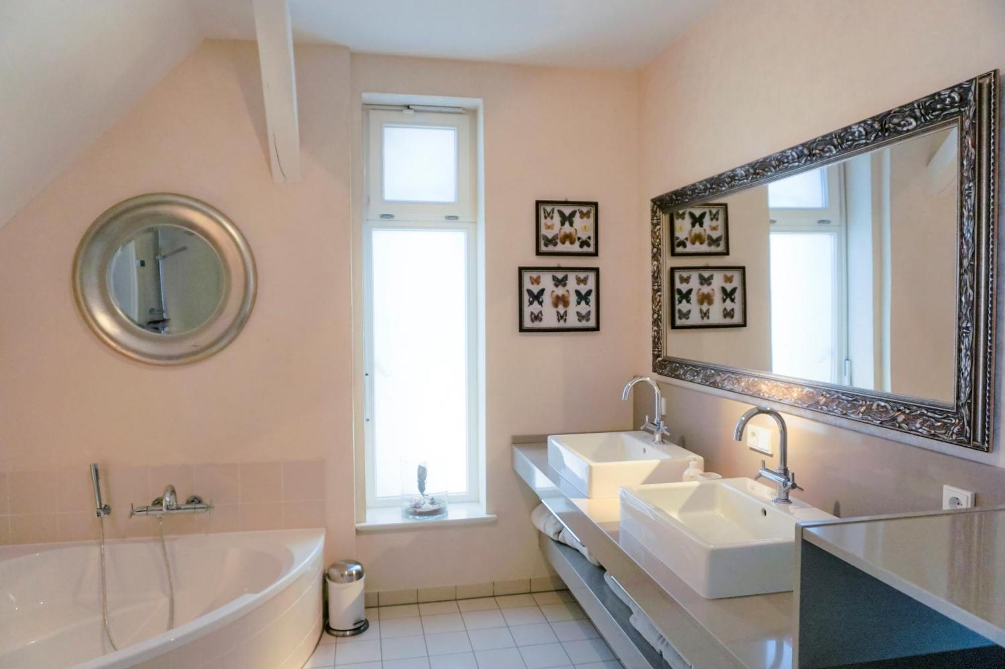 Peeneblick - Traumhaus In Exklusiver Direktlage Am Wasser Mit Eigenem Bootssteg Fuer 8 Personen Rankwitz エクステリア 写真